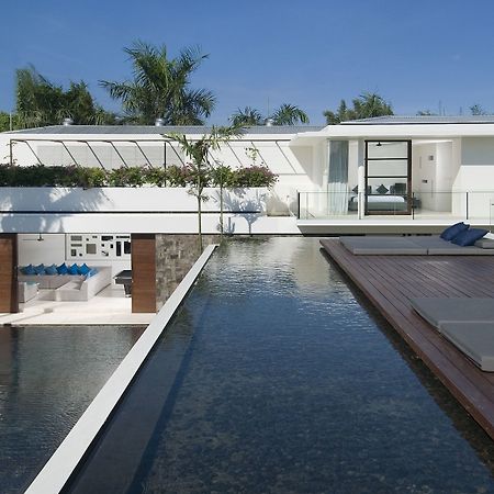 Villa Aqua Семиньяк Экстерьер фото
